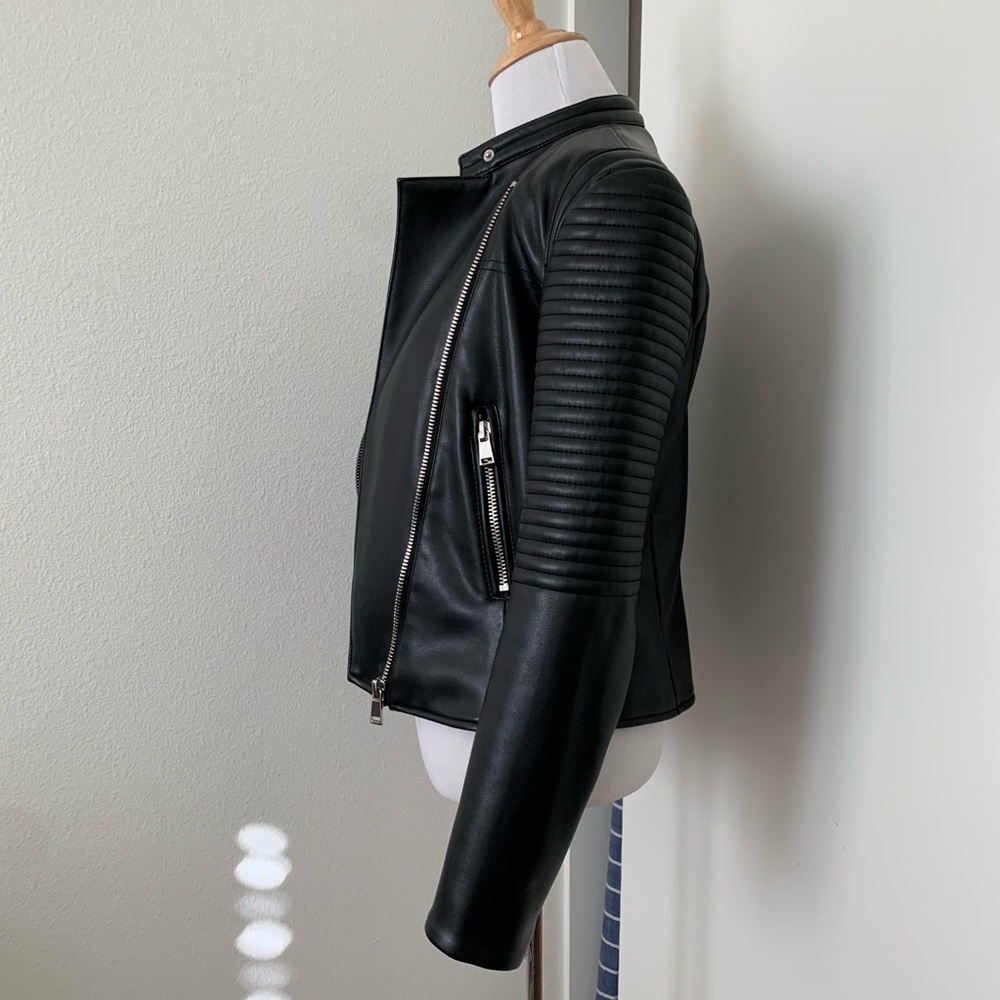 Zara - Picture 5 of 7